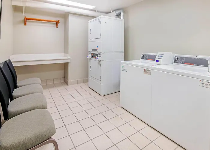 La Quinta By Wyndham San Antonio Airport